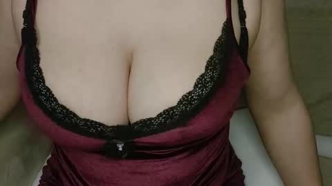 Snapshot of horny_emily1 chatting on 5, 1, 2026 call me emily online show from 5, 1, 2026