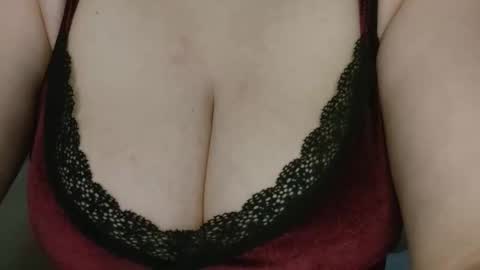 Snapshot of horny_emily1 chatting on 7, 1, 2026 call me emily online show from 7, 1, 2026