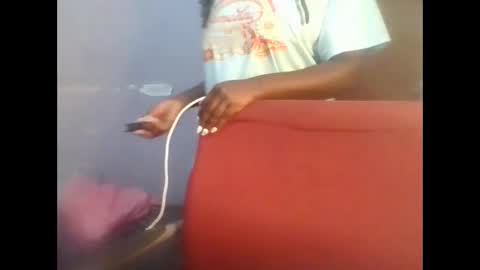 Snapshot of horny_hearts chatting on 25, 11, 2025 phanice online show from 25, 11, 2025