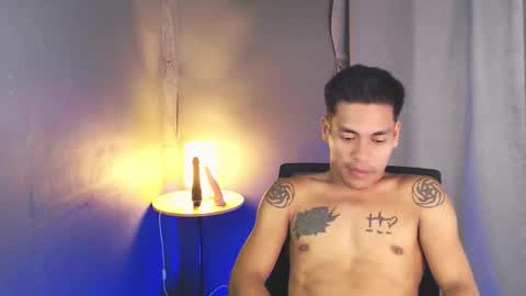 Snapshot of horny_lucasxxxx chatting on 22, 4, 2026 Horny Lucas online show from 22, 4, 2026