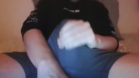 Snapshot of horny_matias chatting on 1, 2, 2025 horny_matias online show from 1, 2, 2025