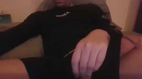 Snapshot of horny_matias chatting on 21, 12, 2025 horny_matias online show from 21, 12, 2025