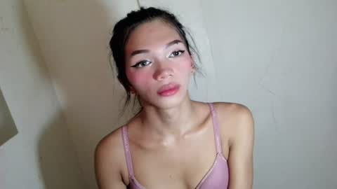 Snapshot of horny_rhiana chatting on 7, 7, 2026 Rhiana online show from 7, 7, 2026