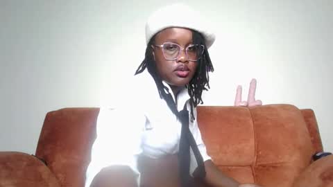 Lucy online show from 5, 12, 2025