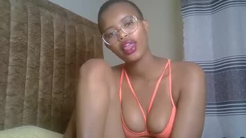 horny_sexy_baby online show from 13, 1, 2026