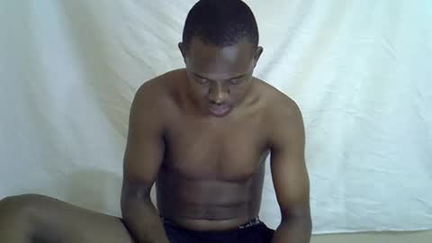 Snapshot of hornybeb36 chatting on 25, 10, 2025 hornybeb36 online show from 25, 10, 2025