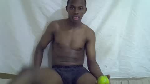 Snapshot of hornybeb36 chatting on 30, 10, 2025 hornybeb36 online show from 30, 10, 2025