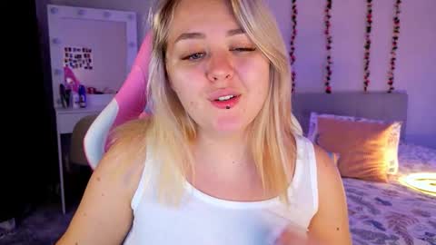 Snapshot of hornycakee chatting on 29, 10, 2025 HornyCakee online show from 29, 10, 2025