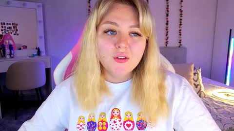 Snapshot of hornycakee chatting on 4, 12, 2025 HornyCakee online show from 4, 12, 2025