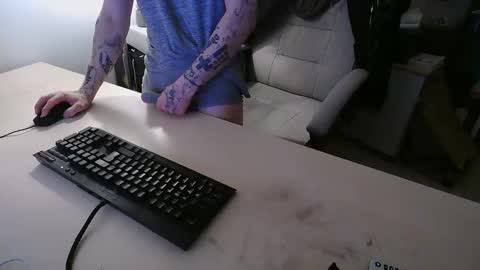 Snapshot of hornyfitboy24 chatting on 17, 5, 2026 hornyfitboy24 online show from 17, 5, 2026