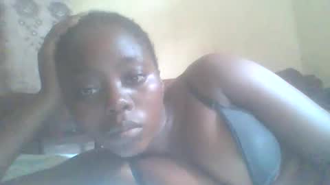 Snapshot of hornygal001 chatting on 5, 2, 2025 hornygal001 online show from 5, 2, 2025