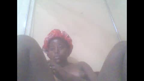 Snapshot of hornygal001 chatting on 13, 11, 2025 hornygal001 online show from 13, 11, 2025