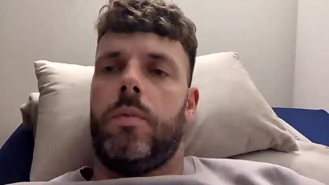 Snapshot of hornypeter1987 chatting on 22, 10, 2025 Hornypeter online show from 22, 10, 2025