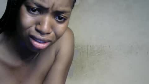 Snapshot of hornyslut_xx chatting on 9, 3, 2026 Bella online show from 9, 3, 2026