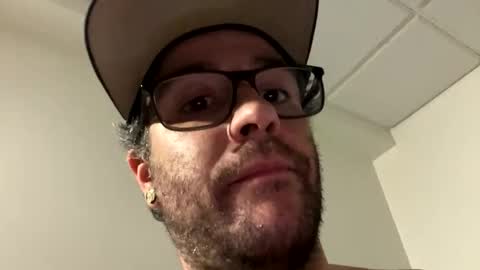 Snapshot of hornytony8 chatting on 26, 4, 2026 HornyTony online show from 26, 4, 2026