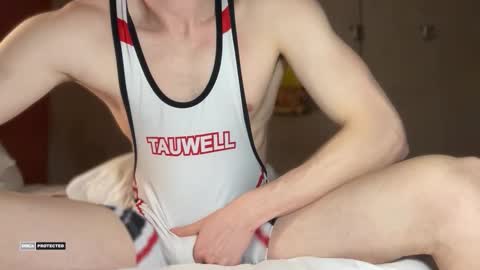 hornytwunk01 online show from 9, 3, 2026