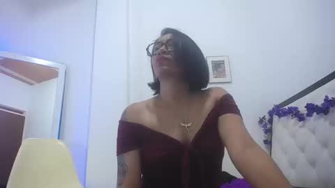 Snapshot of hornywife_ chatting on 19, 3, 2026 Agatha online show from 19, 3, 2026