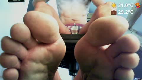 Snapshot of hornyworkerfr chatting on 30, 6, 2026 hornyworkerfr online show from 30, 6, 2026