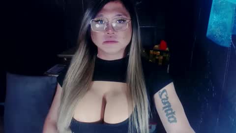 YOUR MAJESTY LUCY PEARL online show from 27, 2, 2025