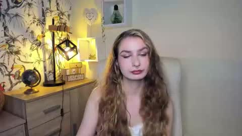 NINA online show from 6, 11, 2025