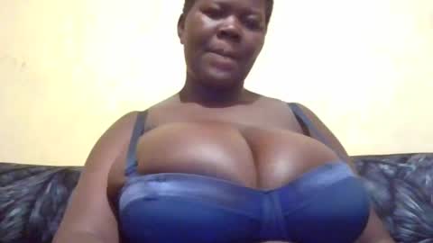 Snapshot of hot_alynn chatting on 18, 7, 2026 ALLYN online show from 18, 7, 2026