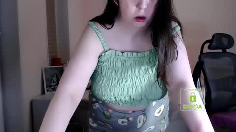 Snapshot of hot_and_pretty chatting on 28, 3, 2026 Lila online show from 28, 3, 2026