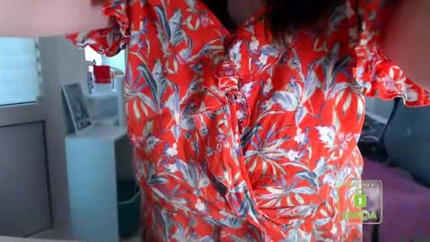 Snapshot of hot_and_pretty chatting on 14, 5, 2026 Lila online show from 14, 5, 2026