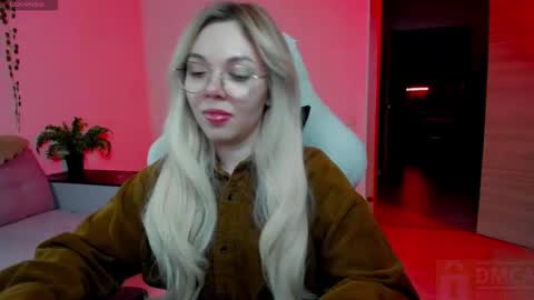   online show from 30, 11, 2025