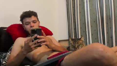 Snapshot of hot_bad_boy69 chatting on 13, 11, 2025 hot bad boy69 online show from 13, 11, 2025