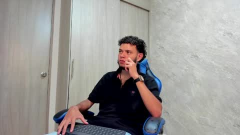 Snapshot of hot_bad_boy69 chatting on 10, 4, 2026 hot bad boy69 online show from 10, 4, 2026