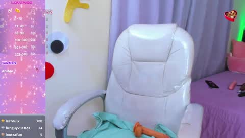 Snapshot of hot_beauty__ chatting on 27, 12, 2024 VALENTINA online show from 27, 12, 2024