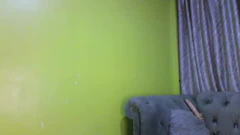 hot berry1 online show from 3, 1, 2025