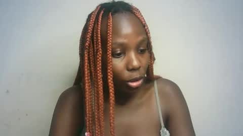 Snapshot of hot_berry2003 chatting on 25, 1, 2025 Millie online show from 25, 1, 2025