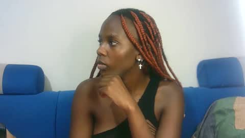 Snapshot of hot_berry2003 chatting on 1, 2, 2025 Millie online show from 1, 2, 2025