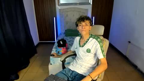 hot bunny online show from 13, 11, 2025