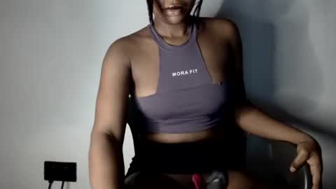 sonia  mis choco online show from 2, 11, 2025