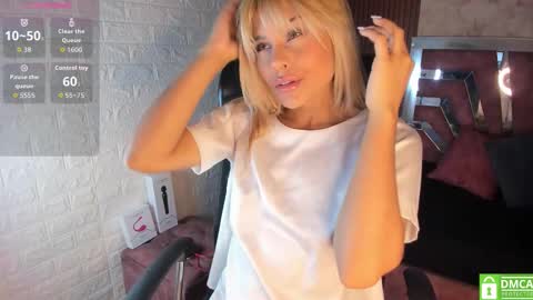 Snapshot of hot_cupid01 chatting on 20, 3, 2026 Valery online show from 20, 3, 2026