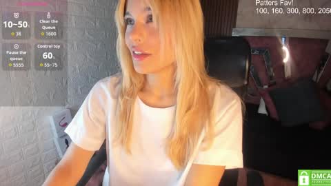 Snapshot of hot_cupid01 chatting on 31, 3, 2026 Valery online show from 31, 3, 2026