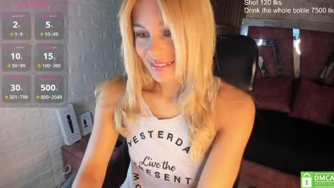 Snapshot of hot_cupid01 chatting on 11, 4, 2026 Valery online show from 11, 4, 2026