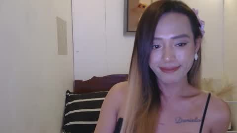 Snapshot of hot_daniela090393 chatting on 18, 10, 2025 DANIELA online show from 18, 10, 2025