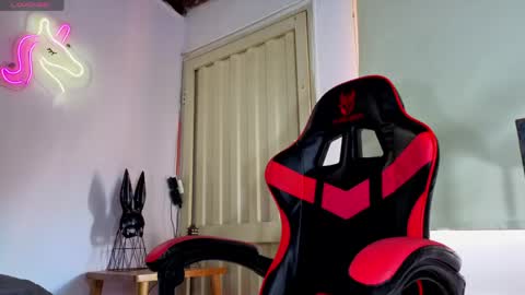 destinyk online show from 10, 4, 2026