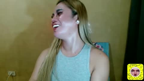 Snapshot of hot_jessyxoxo chatting on 23, 4, 2026 Jessy online show from 23, 4, 2026