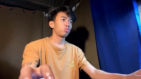 Snapshot of hot_kianxx chatting on 9, 10, 2025 hot_kianxx online show from 9, 10, 2025