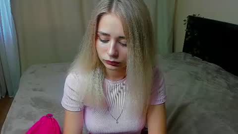 hot_kittie_hot online show from 14, 7, 2026