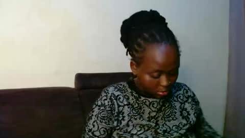 Linah online show from 12, 11, 2025