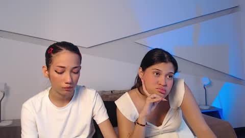 Snapshot of hot_little_bunny chatting on 12, 1, 2026 Alana online show from 12, 1, 2026