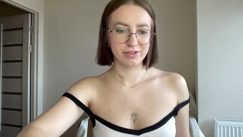 Lina online show from 19, 12, 2024