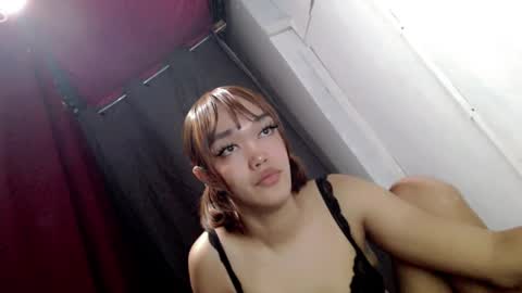 Snapshot of hot_moma69 chatting on 17, 4, 2026 hot_moma69 online show from 17, 4, 2026