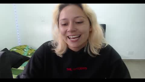 Mia online show from 23, 2, 2025