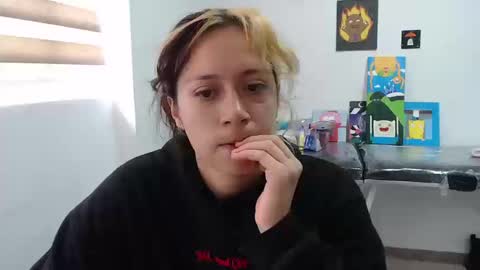 Mia online show from 17, 9, 2025